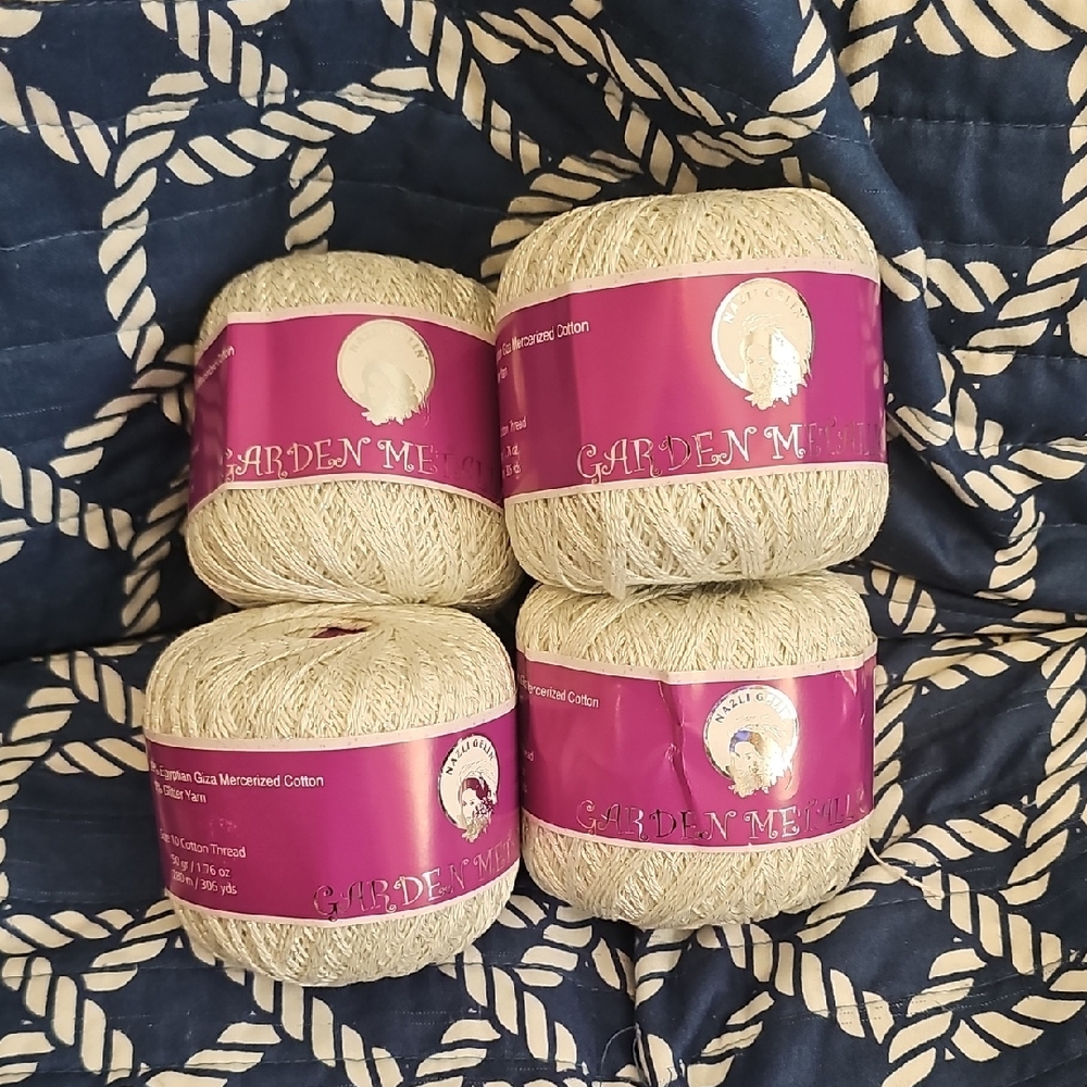 Garden Metallic Yarn in Cream